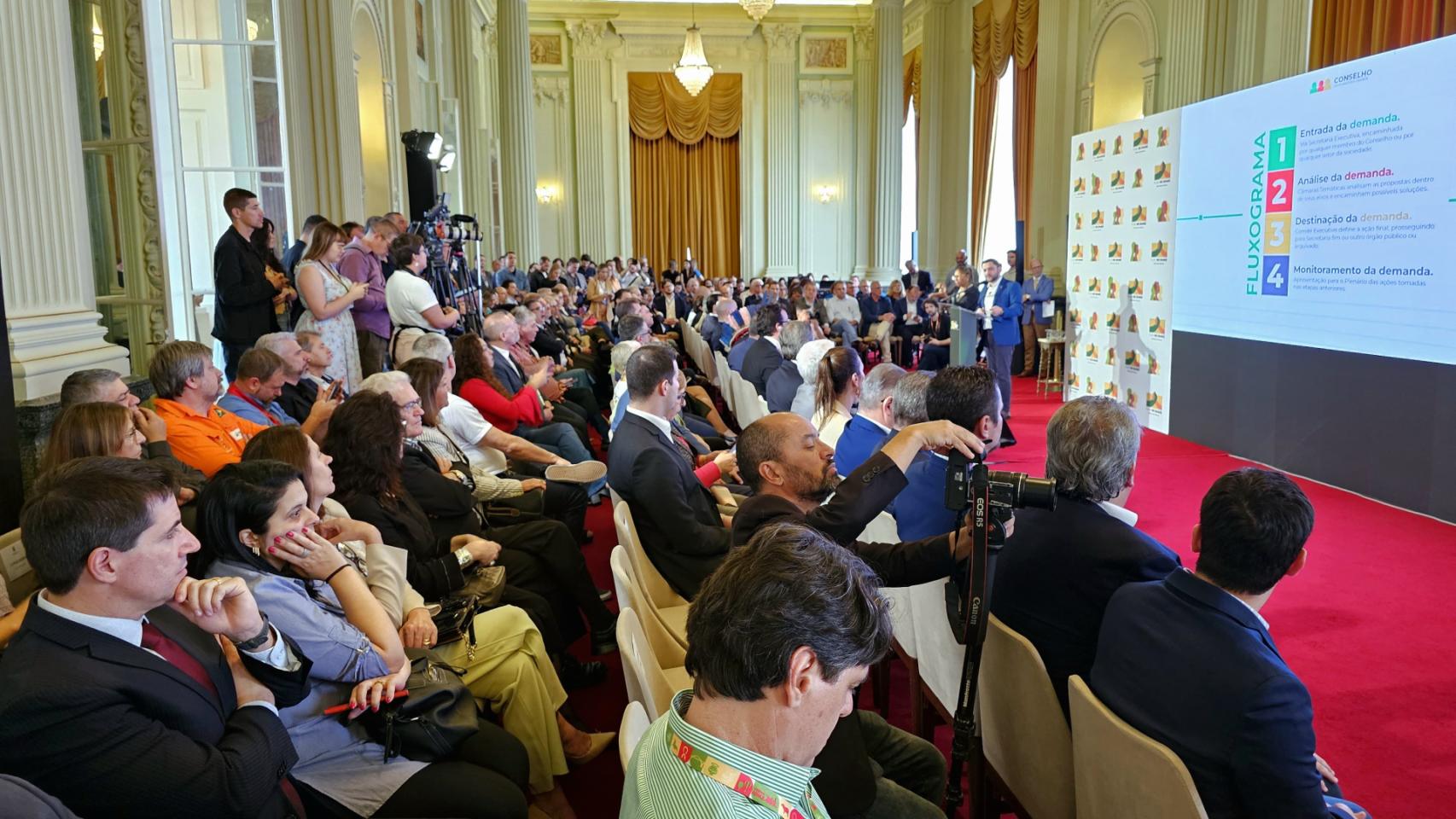 Conselho foi empossado nesta quinta-feira, em solenidade no Palácio Piratini