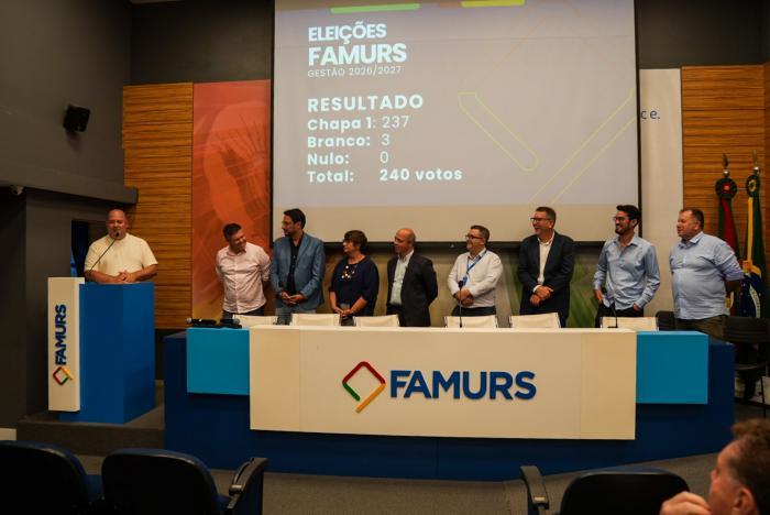 Amarildo da Silva (dir) é um dos sete vce-presidentes eleitos - crédito André Bresolin/Famurs