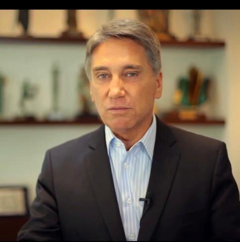 Ex-governador Germano Rigotto palestra em Estrela sobre reforma tributária