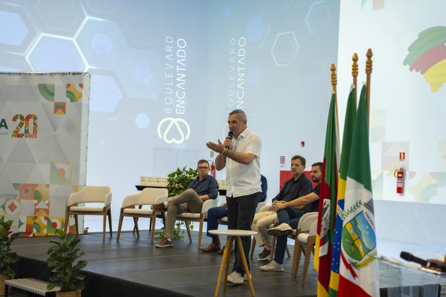 Amvat prestigia celebração dos 20 anos do Consisa