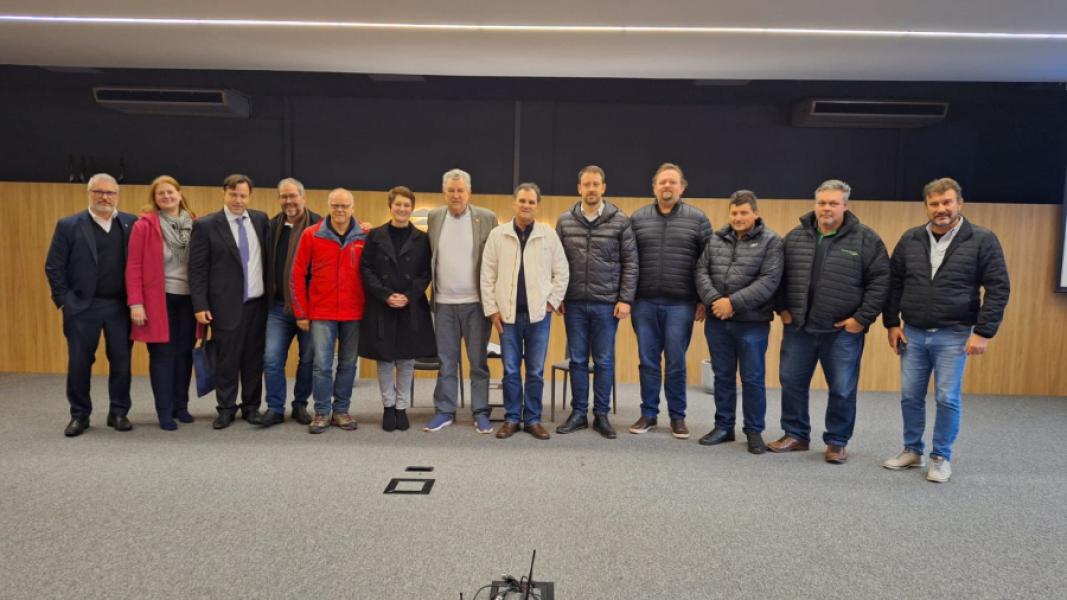 Lideranças debatem desassoreamento de rios e criação de Zona Franca no Vale